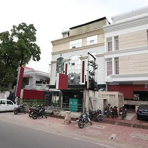 Oyo 16147 Jyoti Continental Agra Hotel Agra (Uttar Pradesh)